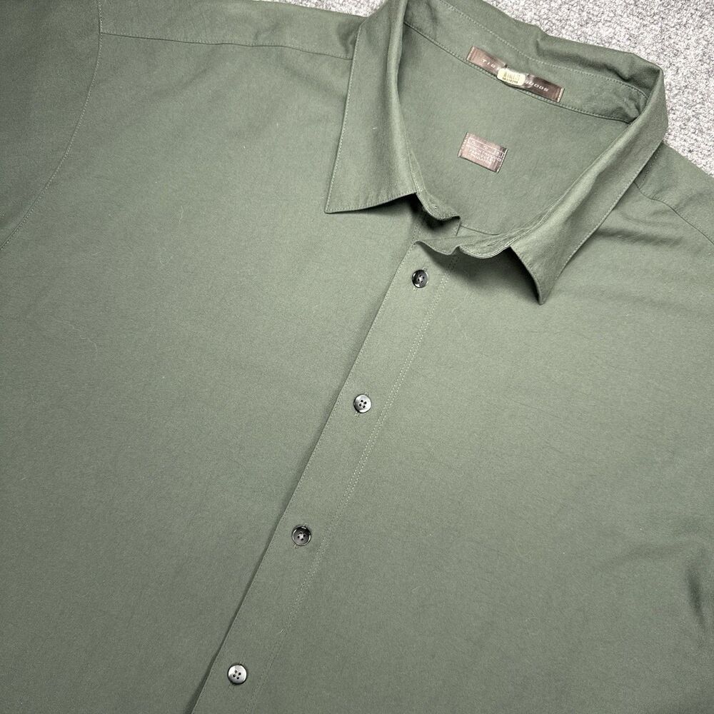 Tiger Woods Collection Golf Shirt Mens M Green Button Up Short Sleeve 100% Poly